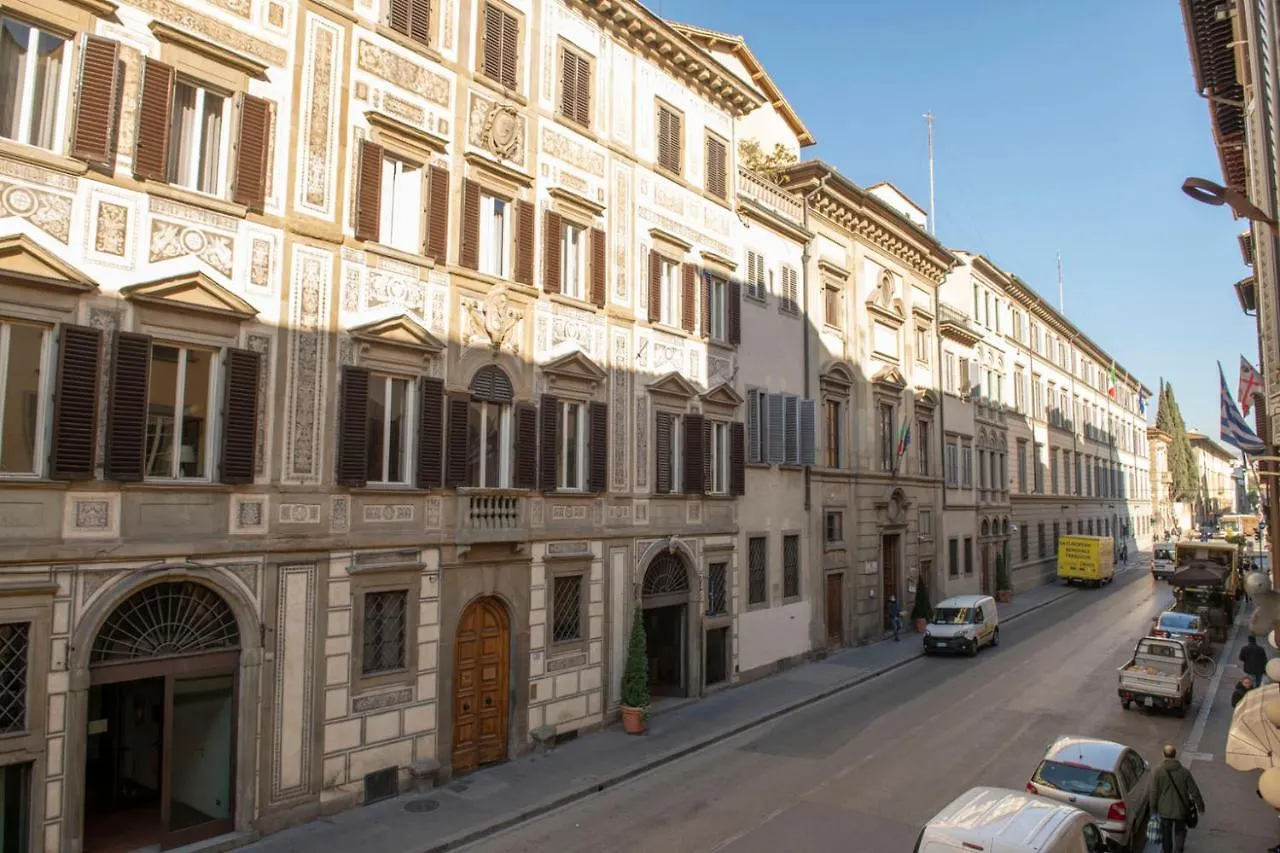 Mamo Florence - Cavour Rosa Apartment Italien